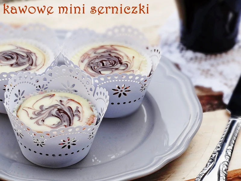 Kawowe mini serniczki