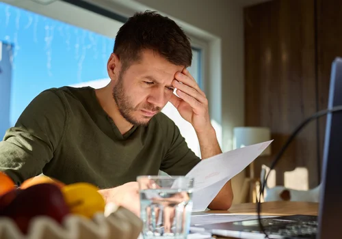 Przepisali mi działkę, a teraz siostra chce pieniędzy. Czy to sprawiedliwe? - pisze Marek [LIST]