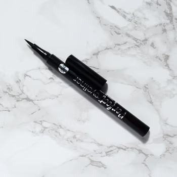 Nowość z Bell - Perfect Eyeliner dostępny w Biedronce!
