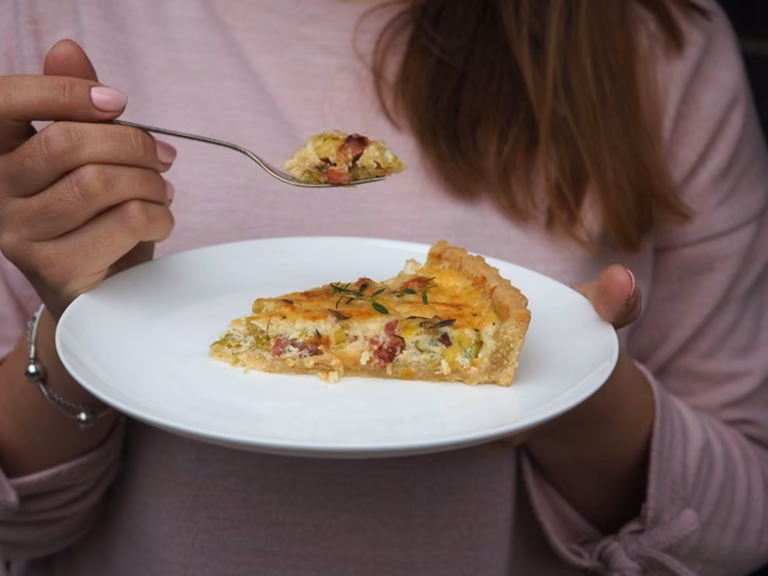 Tarta z boczkiem i porem ( Quiche Lorranie)