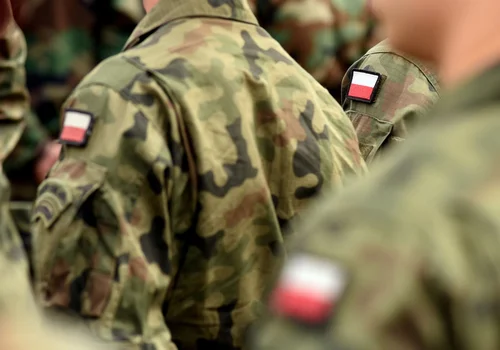 Powszechne szkolenia wojskowe od 2026 roku. Rząd rusza z nowym programem!