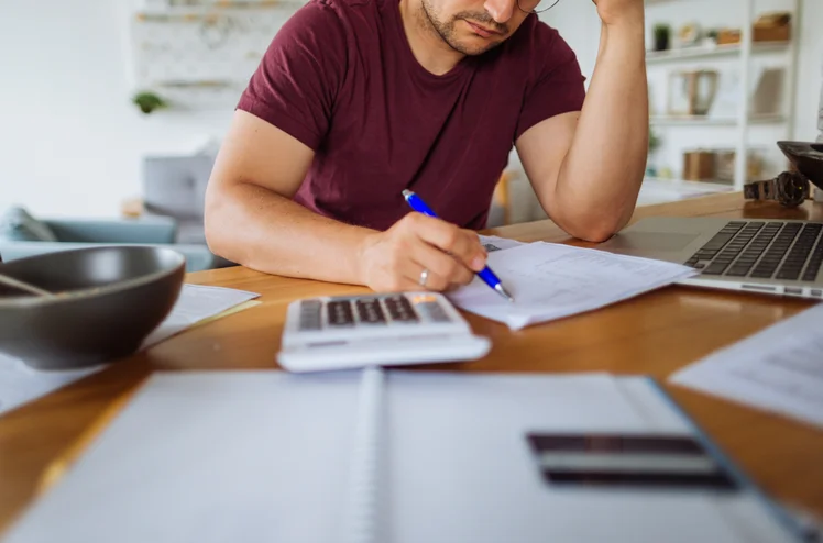 Zdjęcie Rząd ponownie uruchomi bon energetyczny i przedłuży mrożenie cen energii?! Rachunki Polaków w 2025 roku mogą być niższe #1