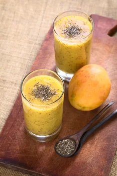 Pudding z mango i nasionami chia