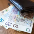 Polacy dostaną o 700 złotych więcej! Nadchodzi podwyżka dla pracujących!