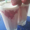 FIT Shake truskawkowy z lodami