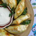 Samosy - indyjskie pieczone pierogi