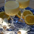 Pomarańczowy likier jajeczny