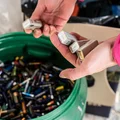 Dzień Recyklingu Baterii: Dlaczego jest tak ważny i jak możemy pomóc?