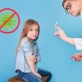 Dlaczego na razie nie ma szczepionki dla dzieci poniżej 12 roku życia?