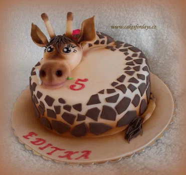 Torcik z żyrafą