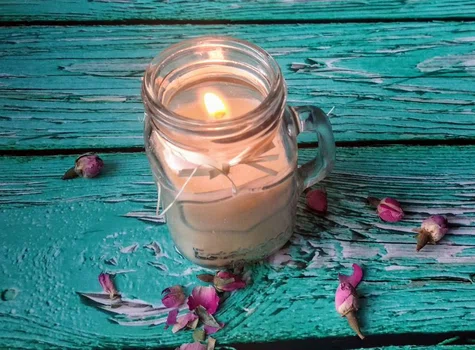 Jak zrobić świecę do masażu – Pomysły na Walentynki DIY – cz. 2