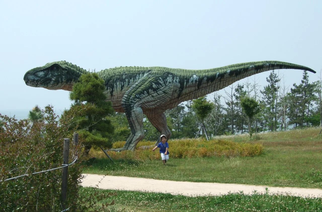 Dzień Dinozaura: Fascynująca podróż w czasie do ery mezozoicznej