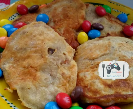 Piernikowe pancakes z orzechami