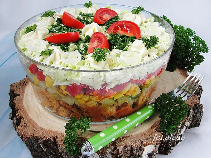 Sałatka gyros na ostro