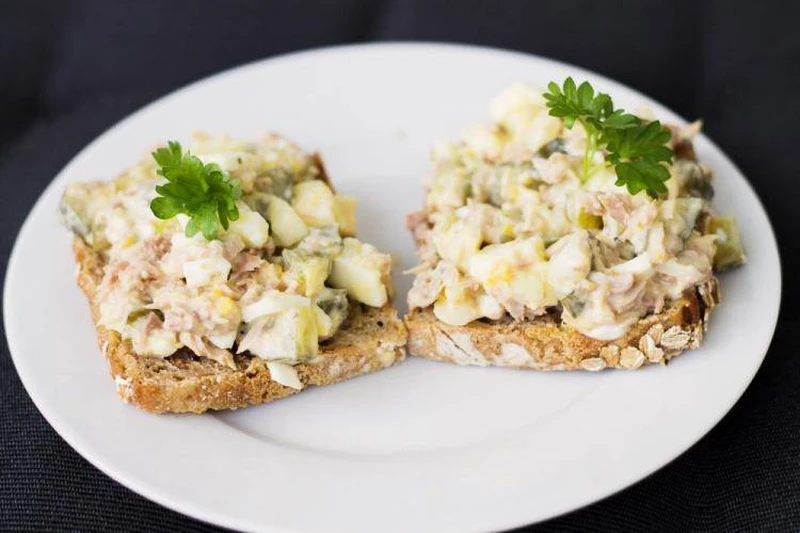 Niskokaloryczna pasta z tuńczyka