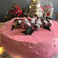 Tort żurawinowy z kremem z białej czekolady