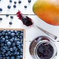 Prosty dżem z jagód i mango (bez cukru)