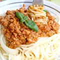 Spaghetti bolognese (delikatny sos)