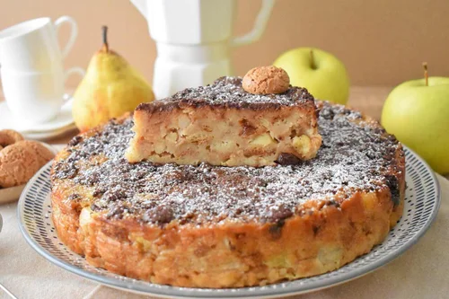 Włoskie ciasto z chleba z owocami z Como - "Torta Miascia"