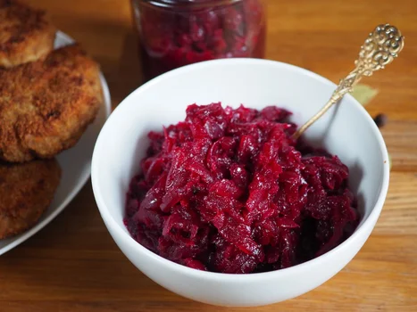 Buraczki tarte do słoików. Przepis krok po kroku.