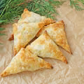 Pierożki z grzybami w cieście francuskim