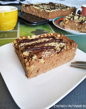 Orzechowo kokosowa kostka jaglana bez pieczenia