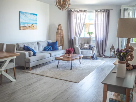 Jak zaaranżować apartament nad morzem?