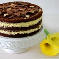 Malinowy tort tiramisu z musli i winem marsala