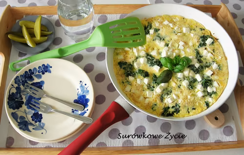 Omlet ze szpinakiem i fetą- pycha obiad na szybko