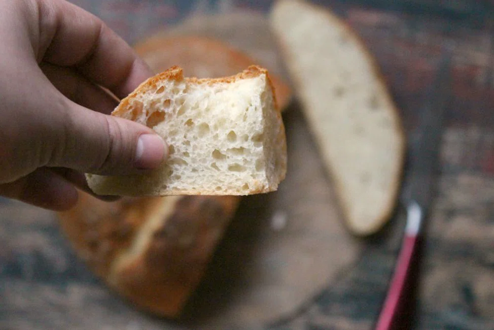 Najłatwiejszy przepis na chleb pszenny.