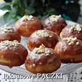 Pączki z lukrem cynamonowym i orzechami