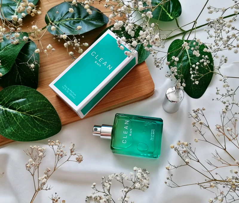 CLEAN Rain EdP – zniewalający, deszczowy zapach