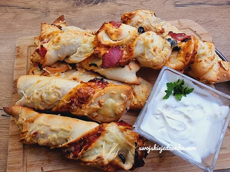 Zakręcone pizzerki ,Mega pyszna przekąska