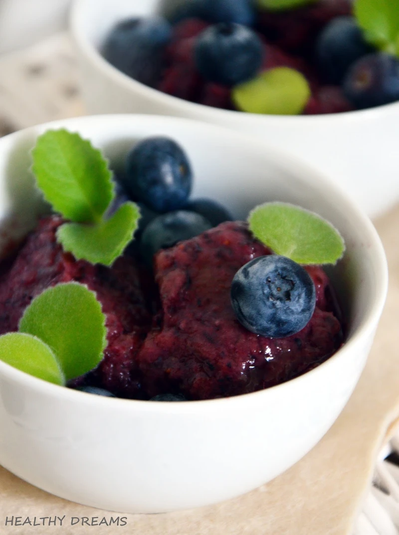 sorbet- borówkowe acai bowl