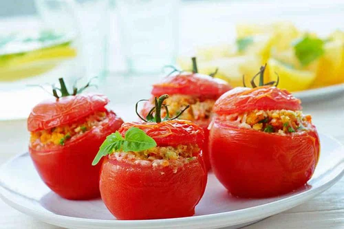 Faszerowane pomidory-smaczny sposób na zdrowie