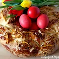Drożdżowy wieniec Wielkanocny