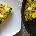 Frittata ze szpinakiem, łososiem i fetą - 358  kcal
