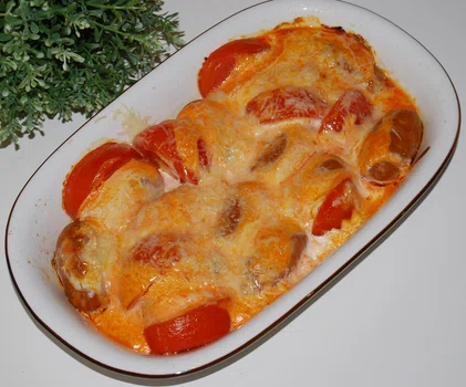 Chorizo zapiekane z pomidorami