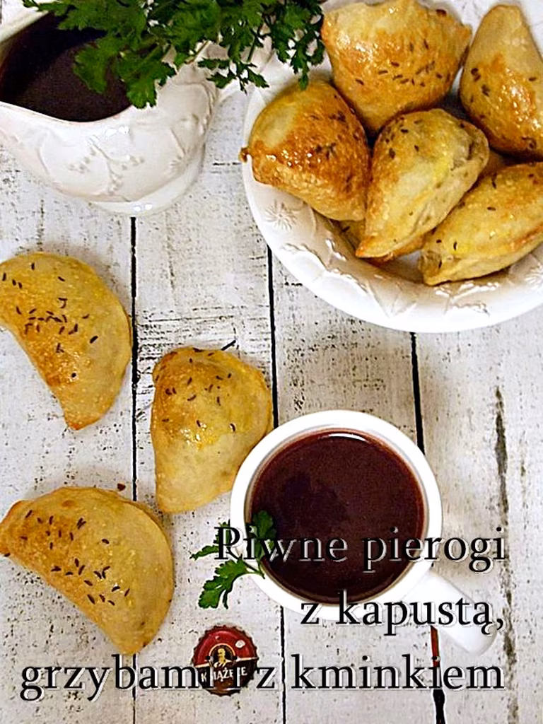 Piwne pierogi z kapustą, grzybami i z kminkiem