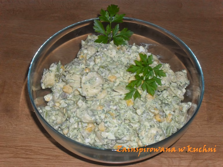 Sałatka brokułowa z tortellini