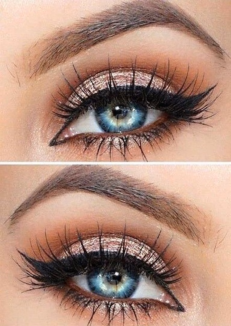 Zmysłowy eyeliner