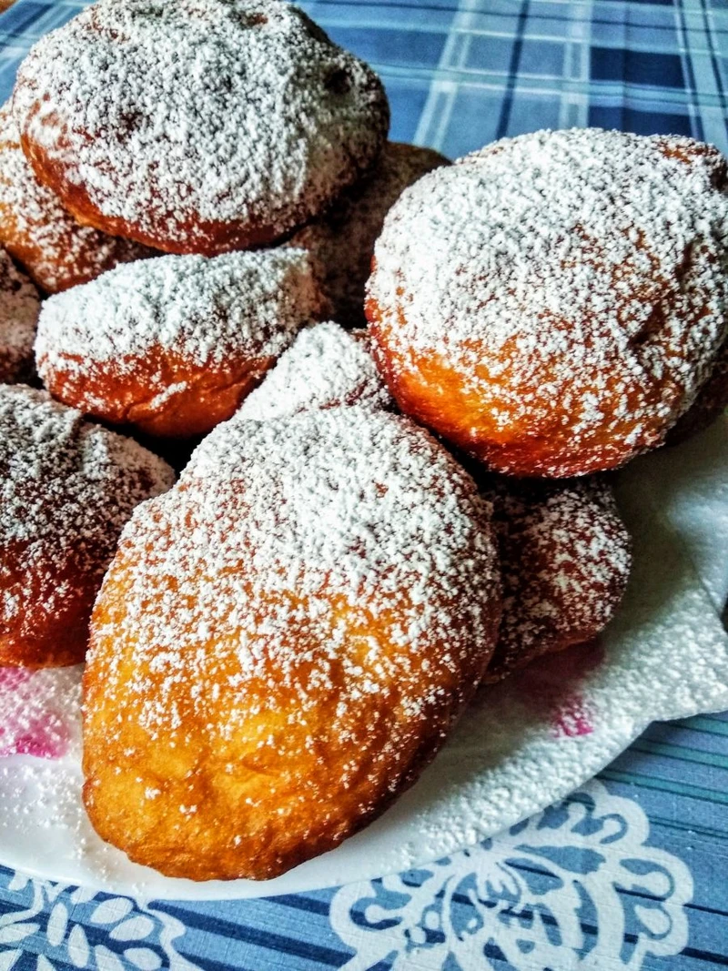 Niemieckie pączki z frużeliną – czyli tłusty czwartek trochę inaczej