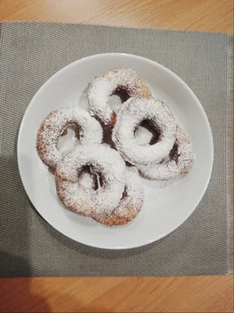 Przepis na oponki serowe z białego sera