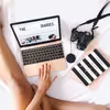 Na co zwrócić uwagę przy zakupach ubrań online?
