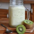 Prosty przepis na smoothie z kiwi  - oczyszczające!