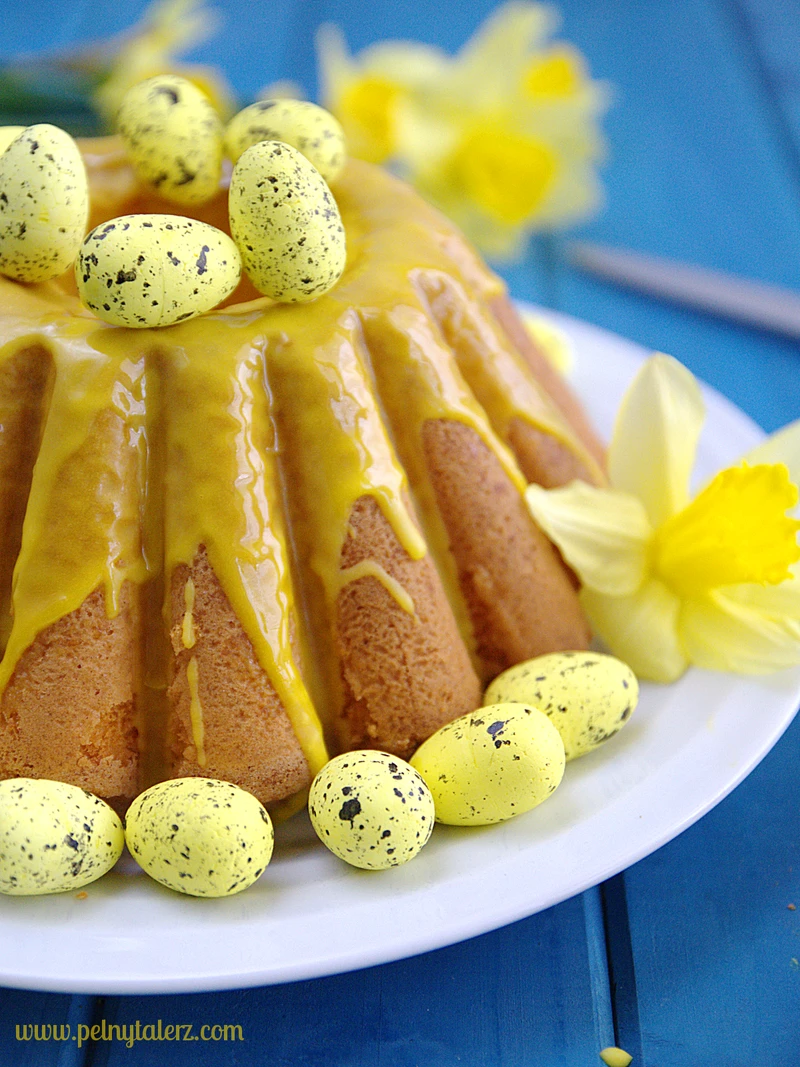 Babka z ajerkoniakiem. Pyszna!