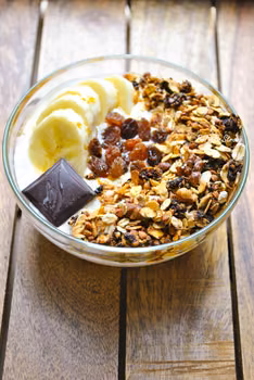 Bardzo chrupiąca gryczana granola z kakao