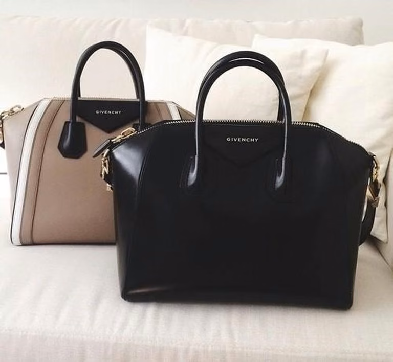Givenchy- świetne kuferki