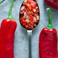 Słodko-pikantny chutney z papryki ramiro