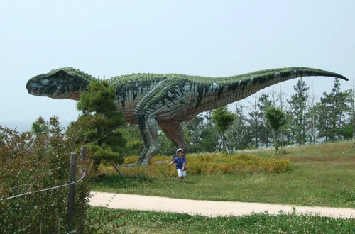 Dzień Dinozaura: Fascynująca podróż w czasie do ery mezozoicznej